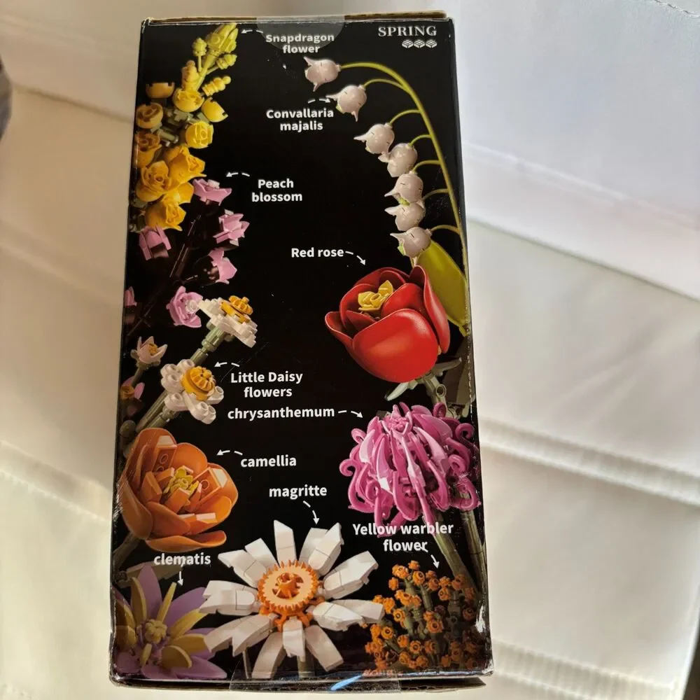 Block Flower Building Block Bouquet 1070 PCS Floral Set FL2261 New Open Box